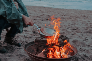 Essential Camping Gear and Equipment: Finding the Best Food Containers Wholesale