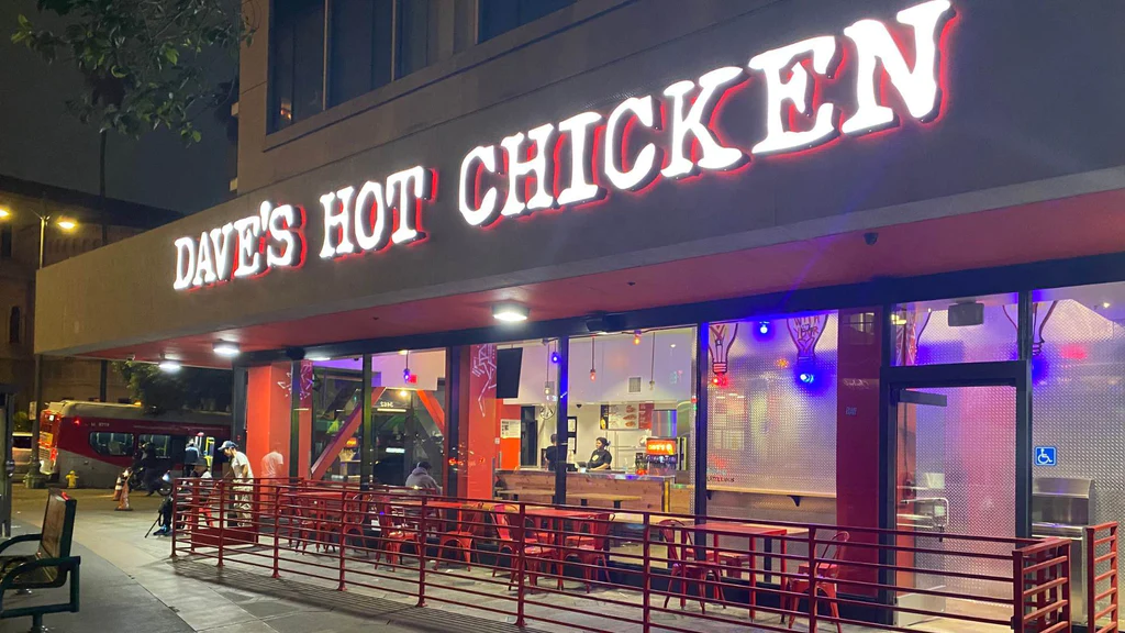is dave's hot chicken halal